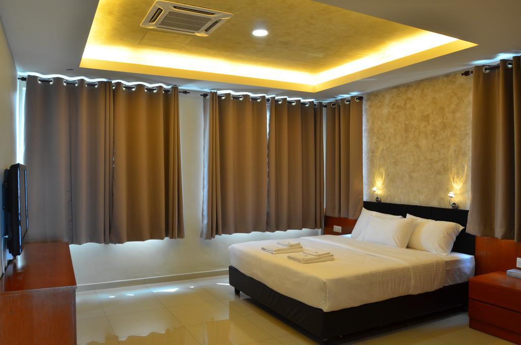 Yew Boutique Hotel Teluk Intan Room photo